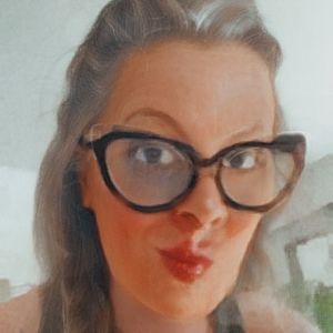 Meet your Posher, Kristin